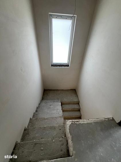 Casă cu 4 camere cu Teren 450 Mp în Central