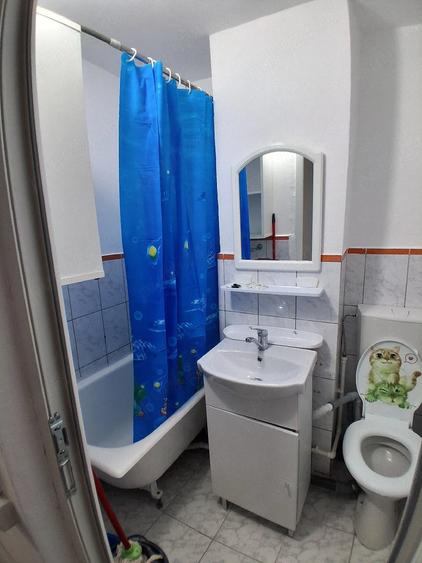 Apartament cu 2 camere semidecomandat în Micro 14