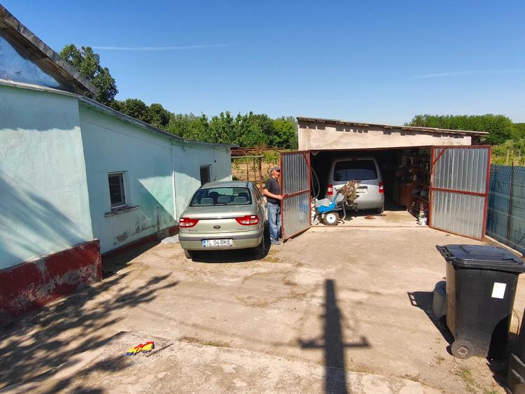 Casă cu 4 camere în Peceneaga