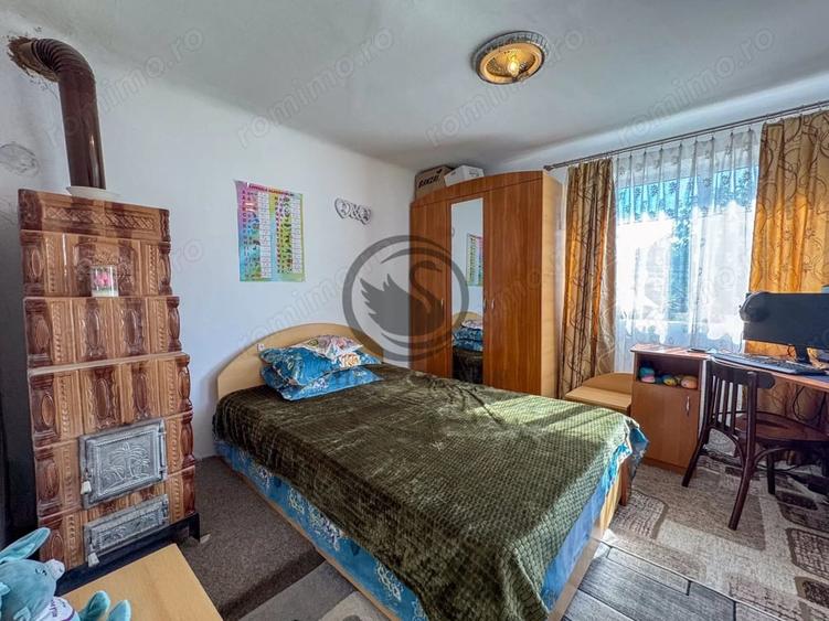 Casă cu 2 camere cu Teren 557 Mp în Gorgota