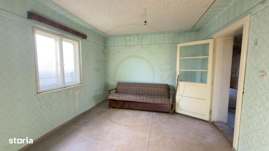 Casă cu 3 camere în Central