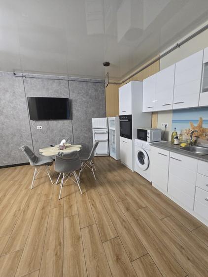 Apartament cu 2 camere decomandat în Est