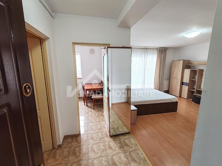 Apartament cu o cameră, 35 mp+balcon, parcare, Zorilor Str. Viilor - 7
