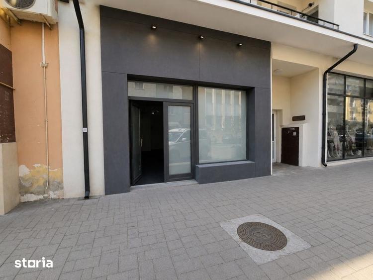 Spațiu comercial, de 52 mp, în Central