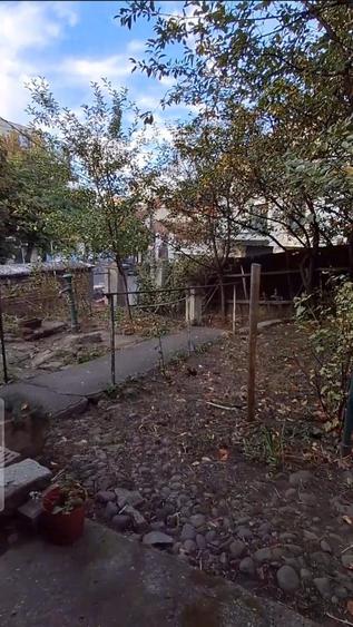 Casă individuală cu 3 camere cu Canalizare în 7 Noiembrie