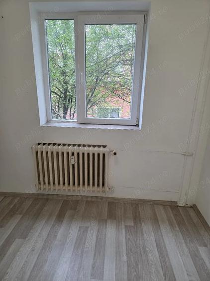 Garsonieră semidecomandată în Central