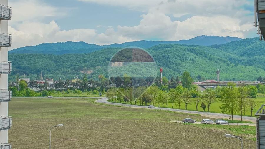 Apartament cu 3 camere decomandat, mobilat în Avantgarden