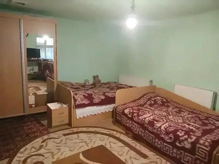 Casă cu 4 camere cu Teren 1618 Mp în Chirpăr