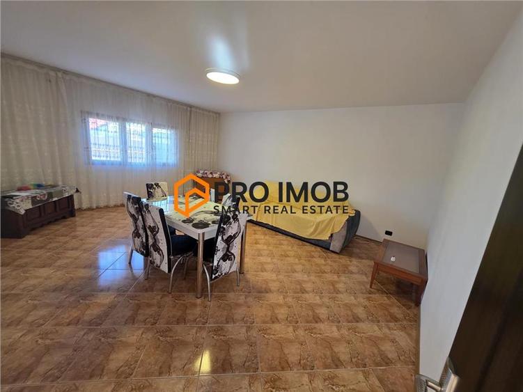 Casă individuală cu 4 camere cu Teren 900 Mp în Bucești