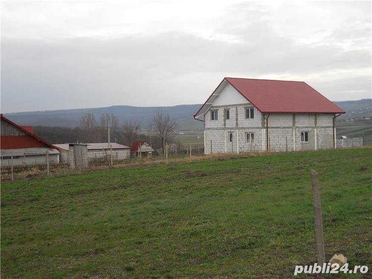 Teren de 4900 mp, în Central