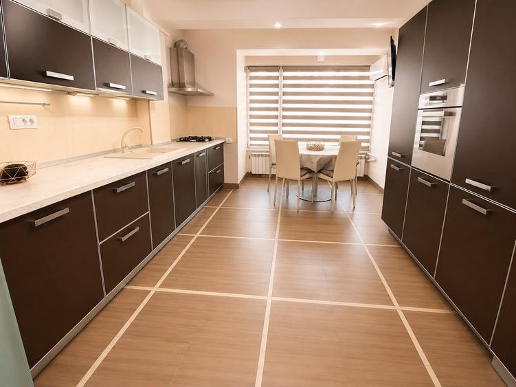 Apartament cu 3 camere în Mamaia