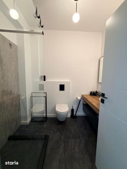 Casă cu 4 camere cu Teren 124 Mp în Palazu Mare