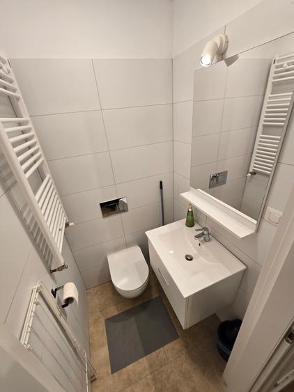 Apartament cu 2 camere decomandat în Băneasa