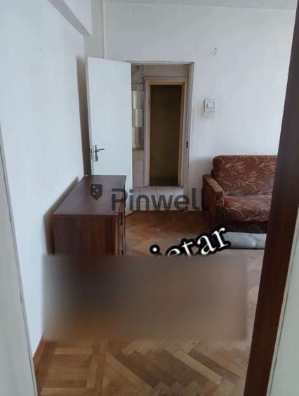 Apartament cu 3 camere semidecomandat în Cișmigiu
