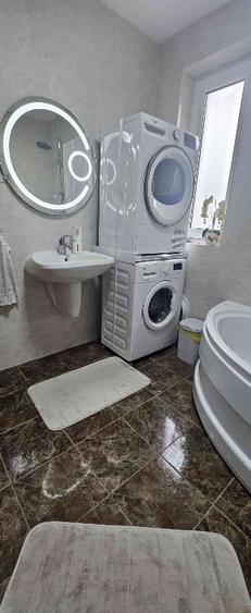 Apartament cu 3 camere decomandat, mobilat în Șelimbăr