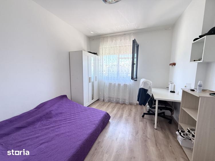 Casă cu 3 camere cu Teren 100 Mp în Central