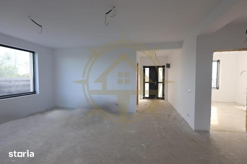 Casă cu 4 camere cu Teren 500 Mp în Butea