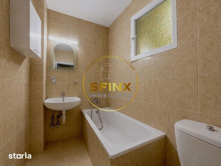 Apartament cu 3 camere semidecomandat, mobilat în Pantelimon