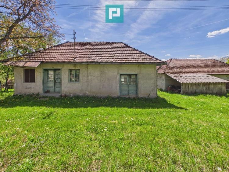 Casă individuală cu 2 camere cu Canalizare în Măgulicea