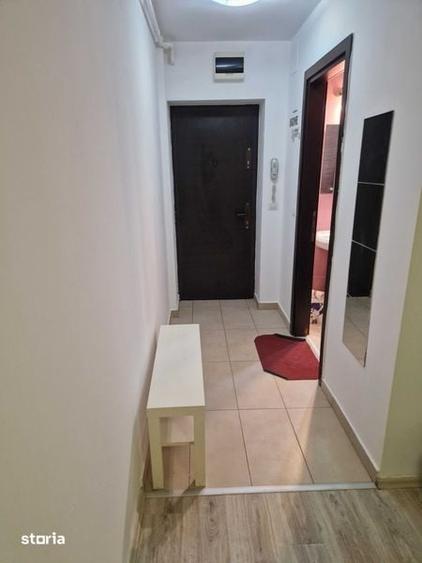 Garsonieră în Titan