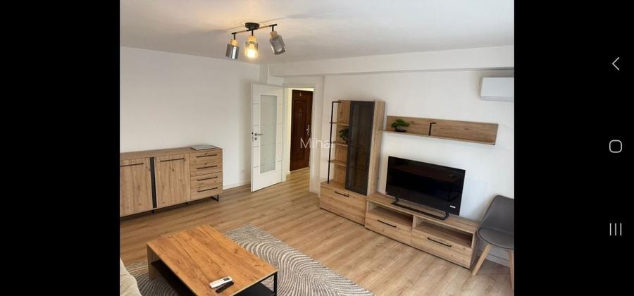 Inchiriez apartament 3 camere