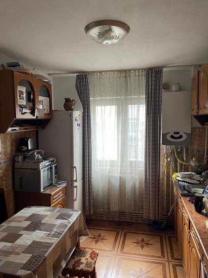 Apartament cu 4 camere în Central