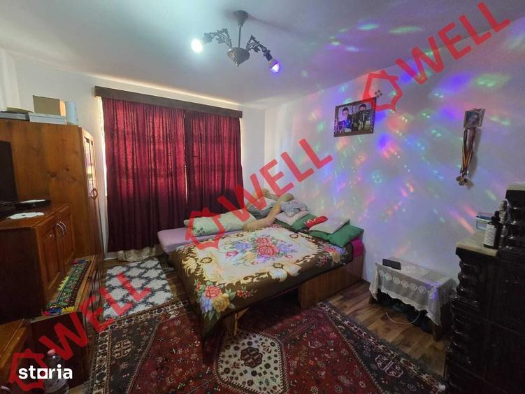 Casă cu 2 camere cu Teren 966 Mp în Barcani