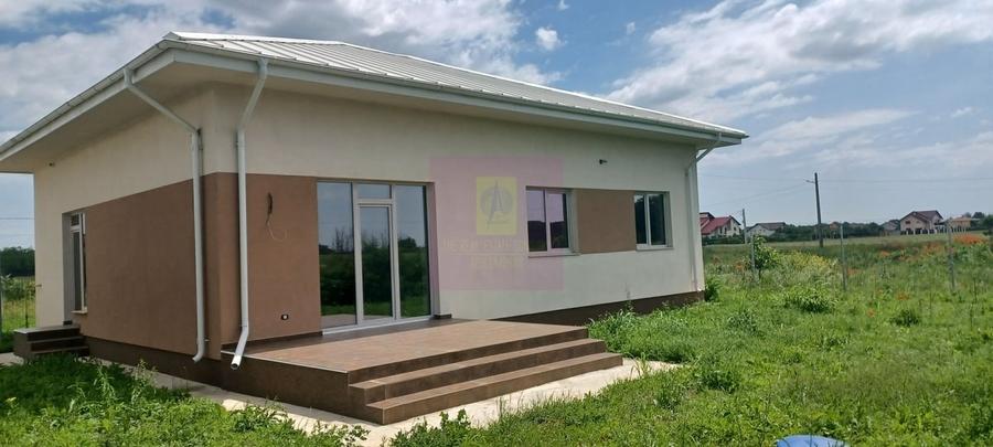 Casă cu 4 camere cu Teren 514 Mp în Nord