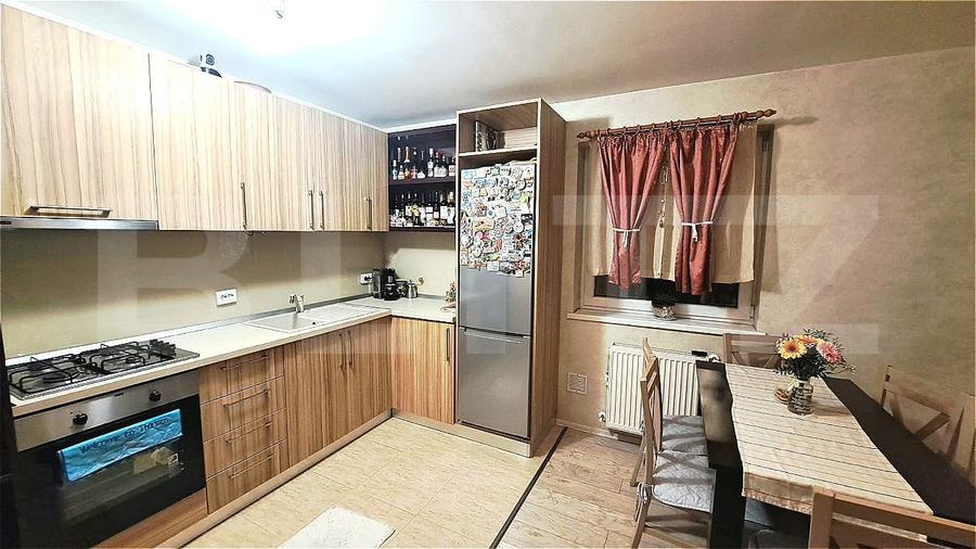 Apartament cu 2 camere semidecomandat, mobilat în Tractorul