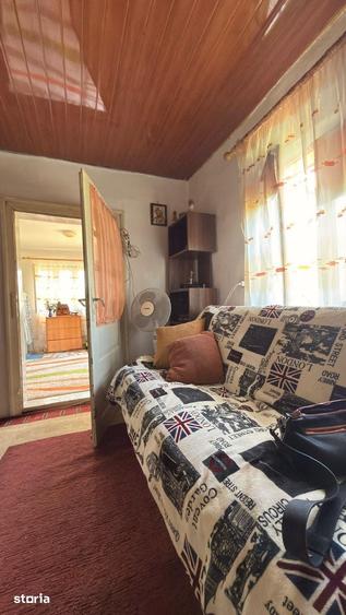 Casă cu 3 camere cu Teren 2100 Mp în Dor Mărunt
