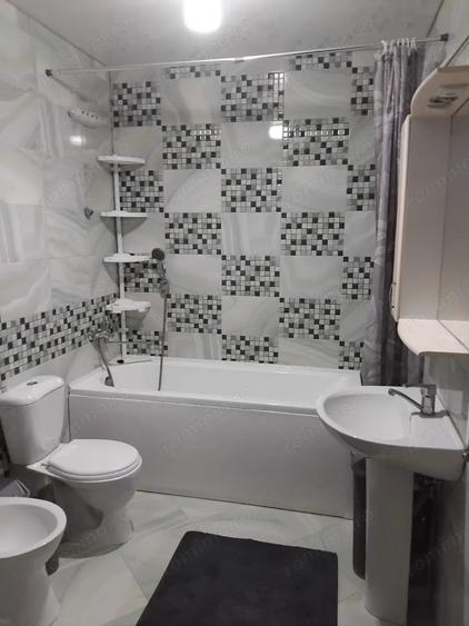 Apartament cu 2 camere nedecomandat în P-ța Doina