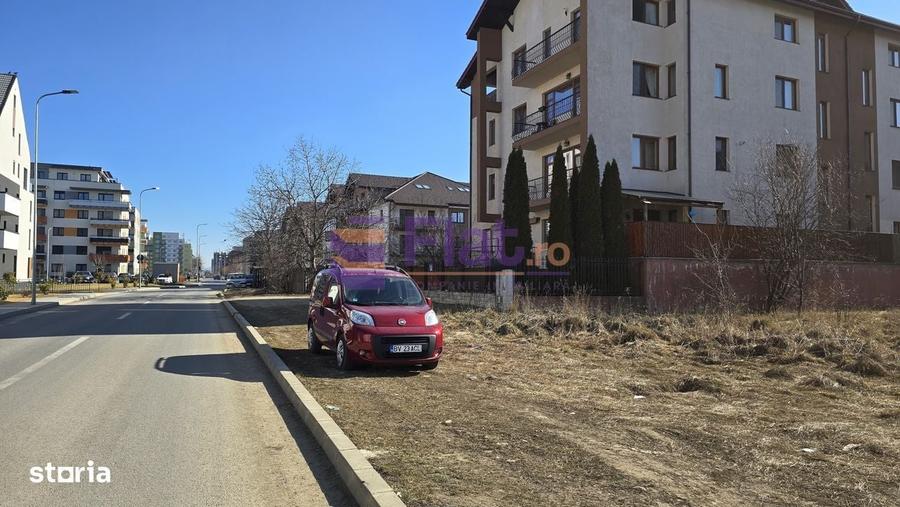 Spațiu comercial, în Tractorul