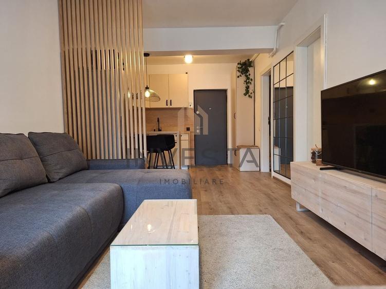 Apartament cu 2 camere semidecomandat, mobilat în Mărăști