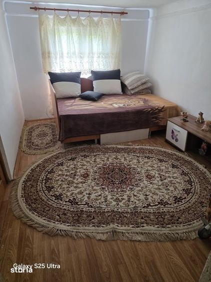 Casă cu 4 camere cu Teren 80 Mp în Boldești