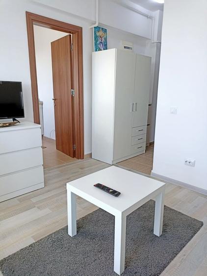Garsonieră decomandată în Rahova