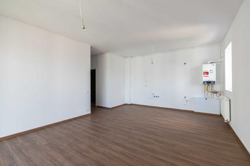 Apartament cu 3 camere decomandat în Costin Georgian
