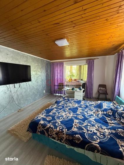 Casă cu 4 camere cu Teren 282 Mp în Apărătorii Patriei