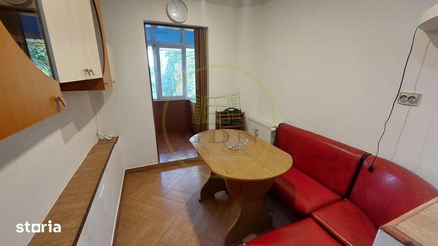 Apartament cu 3 camere decomandat în Lăpuș Argeș