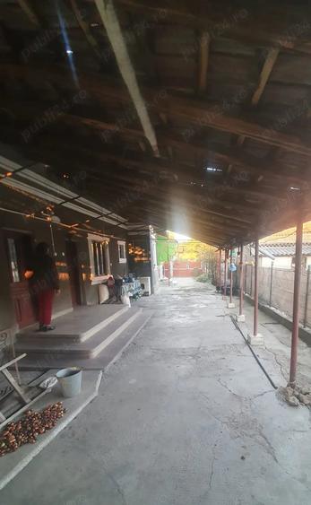 Casă cu 6 camere cu Teren 1026 Mp în Central