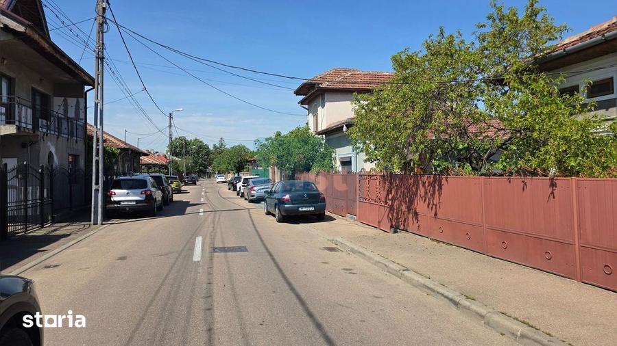 Casă cu 4 camere cu Teren 287 Mp în Sud