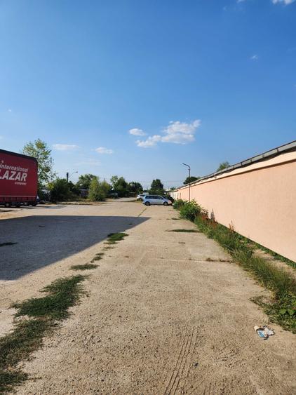 Spațiu comercial, în Cârcea