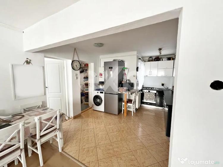 Apartament cu 3 camere decomandat în Sântandrei