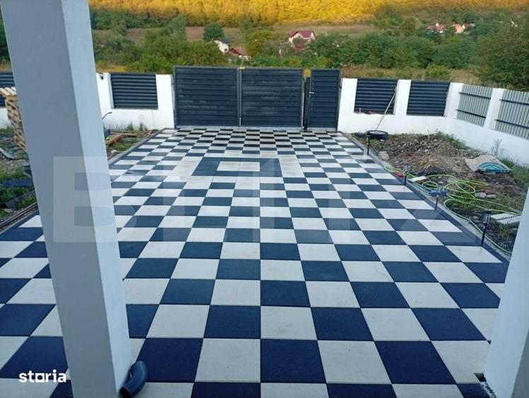 Casă cu 3 camere în Central