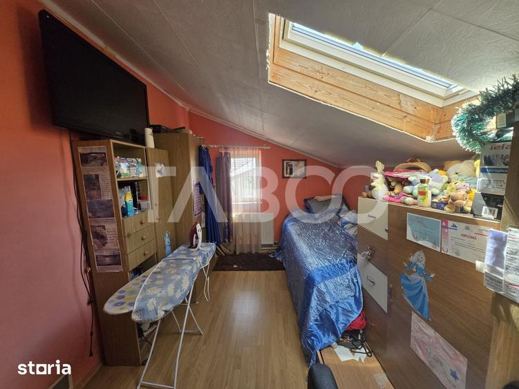 Casă cu 4 camere cu Teren 264 Mp în Tineretului
