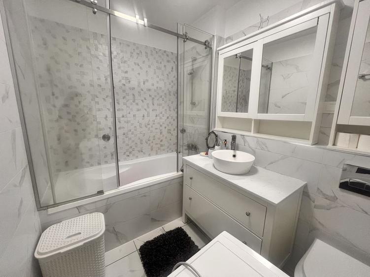 Apartament cu 2 camere decomandat, mobilat în Pipera