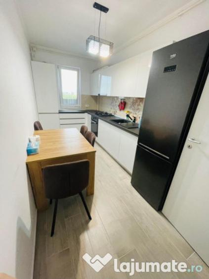 Apartament cu 2 camere decomandat în Dumbrăvița
