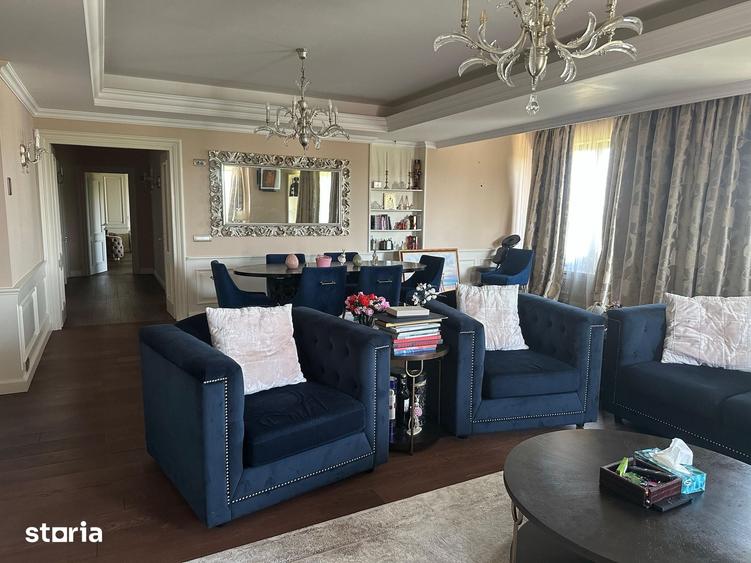 Apartament cu 5 camere în Arcul de Triumf