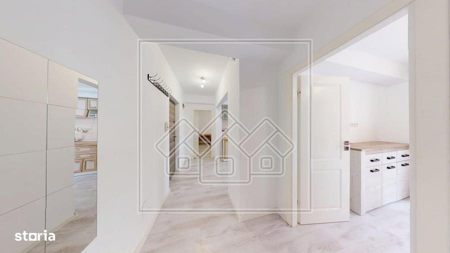 Apartament cu 2 camere decomandat în Ludoș