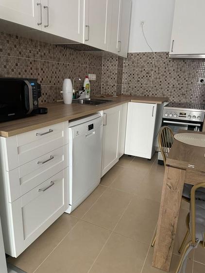 Apartament cu 2 camere semidecomandat în Bună Ziua