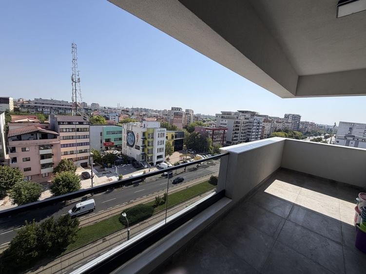Apartament cu 2 camere decomandat în Calea Severinului